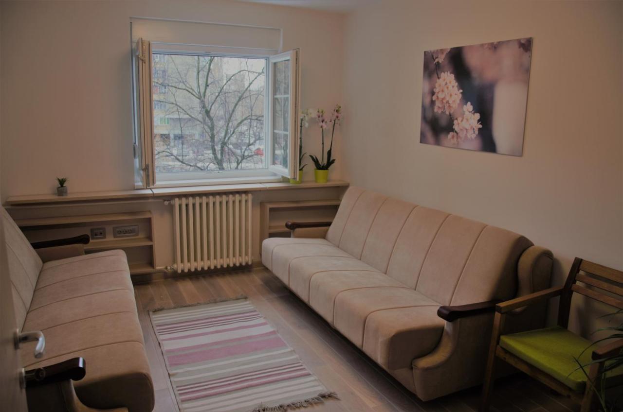 Spacious 2-Bedroom Apartment With Luxury Feel Нови Сад Екстериор снимка